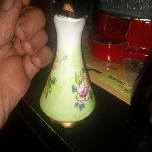 Mini Vase Pitcher Ucagco Japan Hand Painted Pink Flower Vintage Design 21/4x - Picture 6 of 7